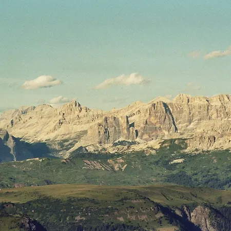 호텔 Rifugio Sass Bece 3*